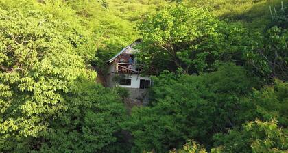 Ocean View Cabin, Taganga