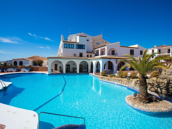 Pool - Cecilie by Interhome (Nerja)