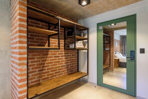 슈피리어 아파트 | 1 개의 침실, 객실 내 금고, 노트북 작업 공간, 암막 커튼