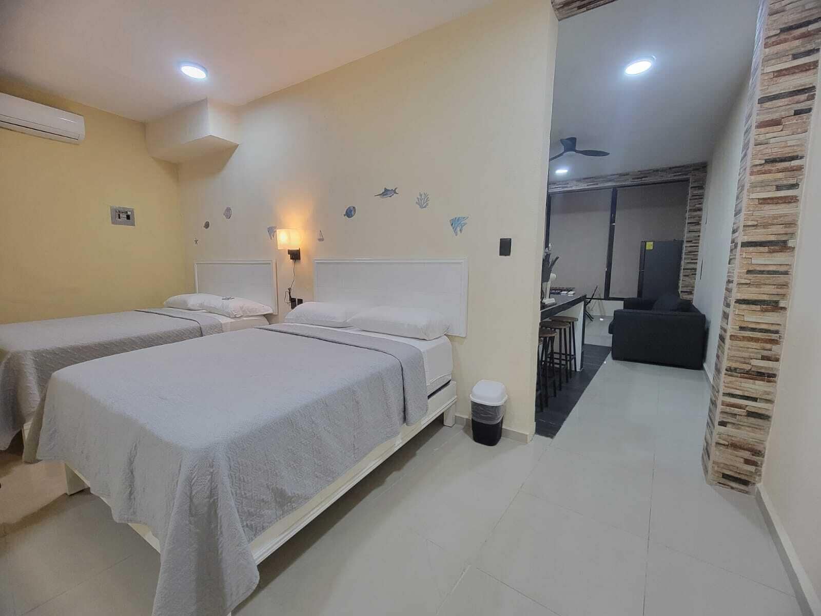 舒適樓中樓客房 | 高級寢具、獨特設計、免費 Wi-Fi、床單