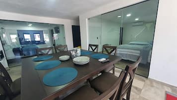 Suíte família | Roupas de cama premium, edredons de pluma, camas Select Comfort