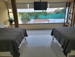 Comfort Loft | Garden view