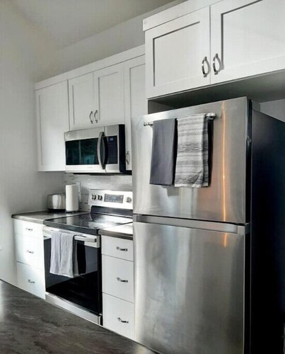 Two Bedroom Farmhouse Cottage No. 1
