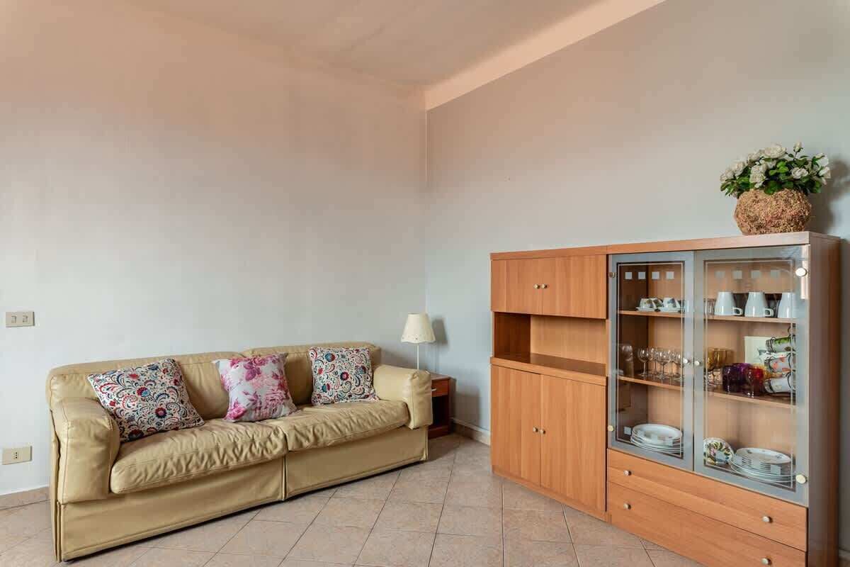 Een televisie en een kantoor