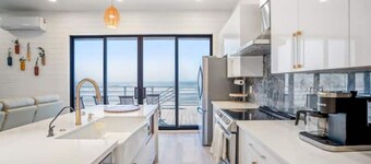 Luxury Beachfront Retreat w Gulf & Wetland Views - Game Room - 4 Decks-Sleeps 16