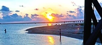 1st Row Beachfront - June 2023 Build