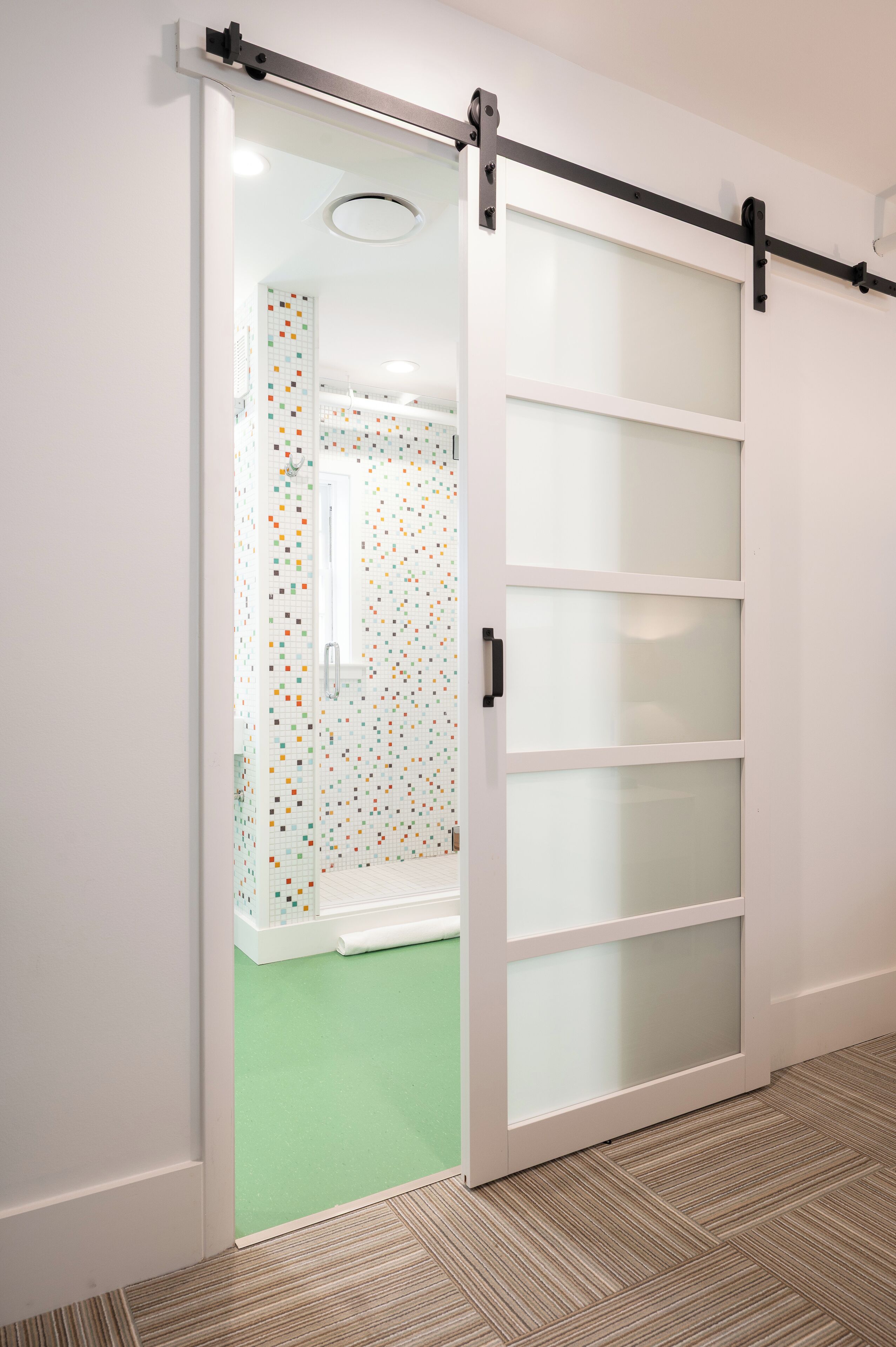 Family Suite | Hypo-allergenic bedding, down comforters, iron/ironing board, free WiFi