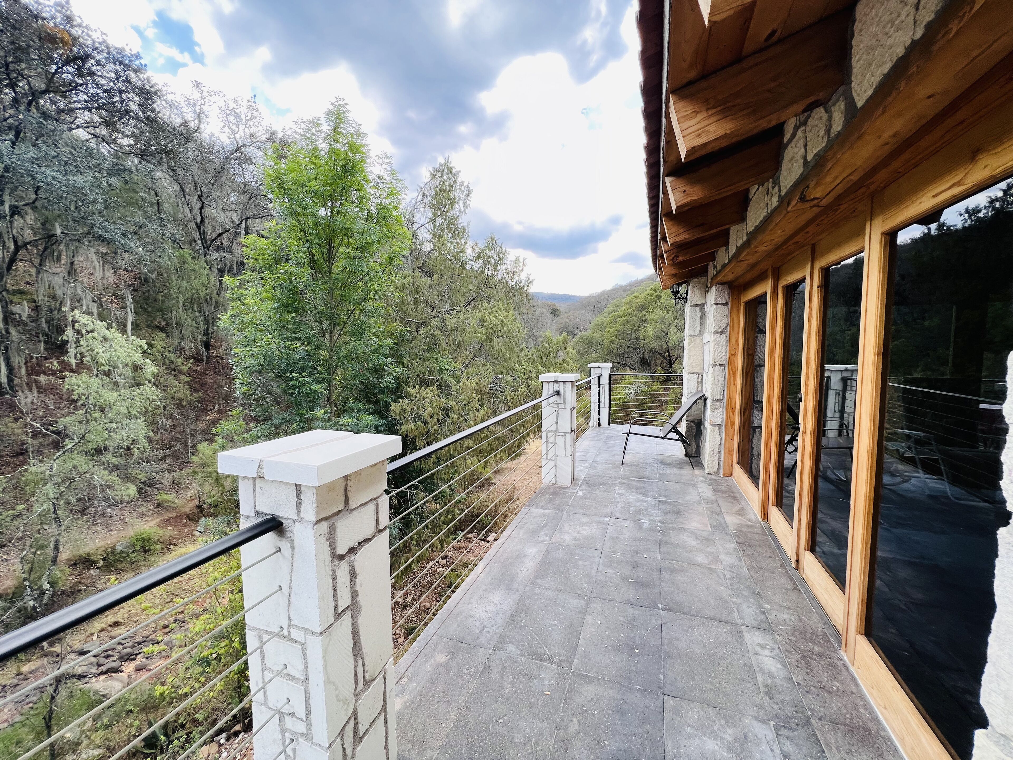 Handrails in hallways