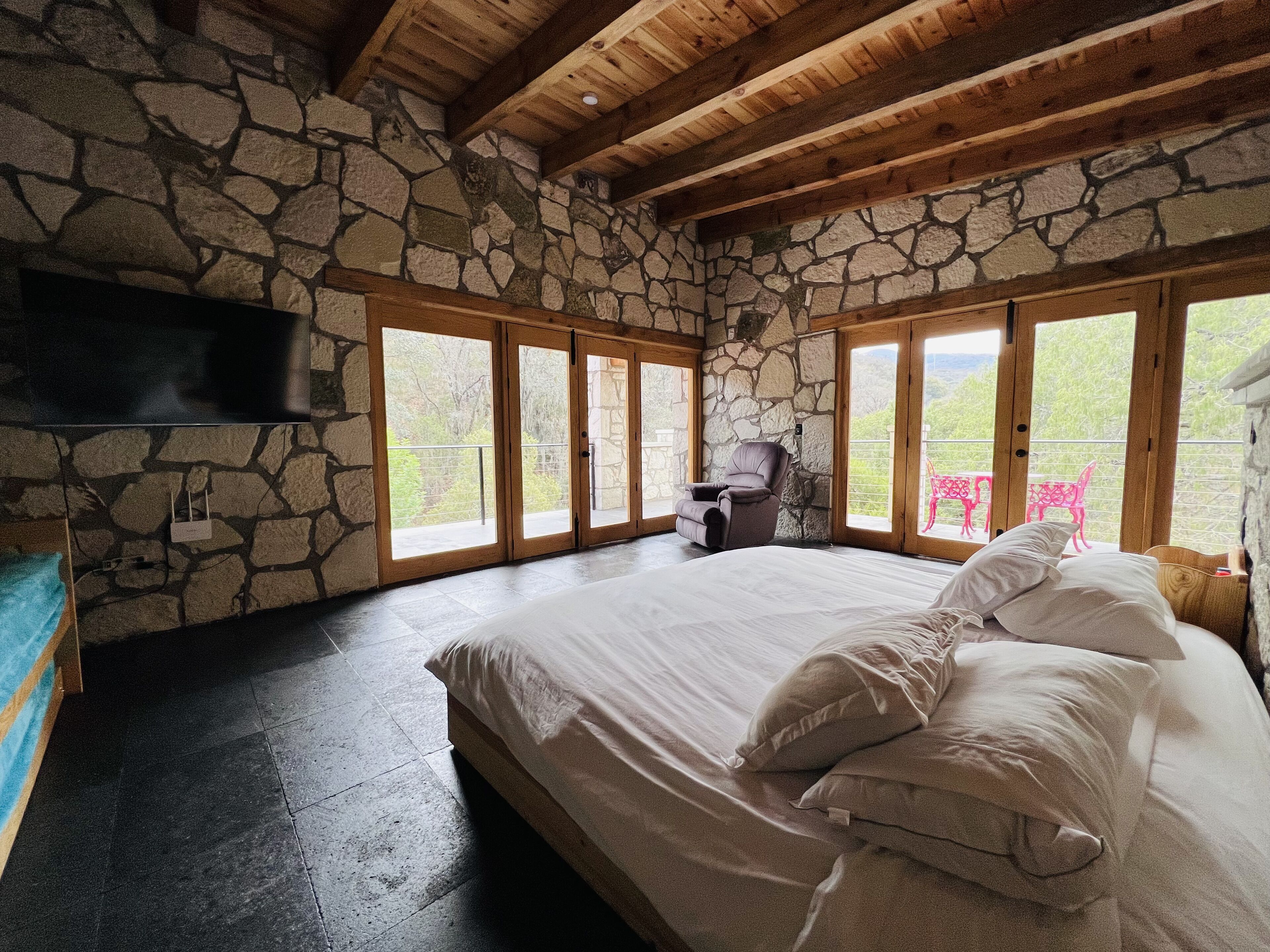 3 dormitorios y mobiliario individual