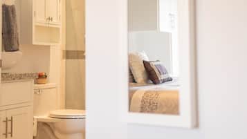 2 dormitorios, escritorio, cuna de viaje y wifi