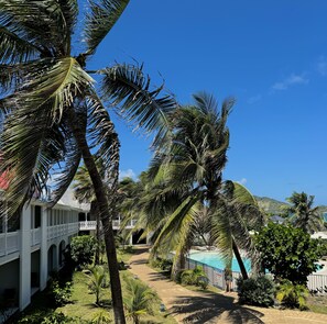 Property grounds - Orient Bay - Alamanda Resort Oceanfront Condo (Collectivité de Saint-Martin)