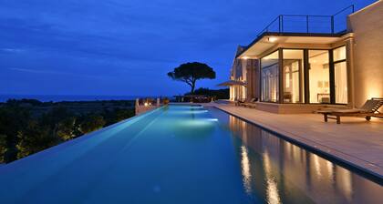 Villa OLEANDRA: Luxe, daily service, sea & sunset impressive views, 24mt pool