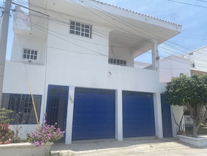 Bahagian luar