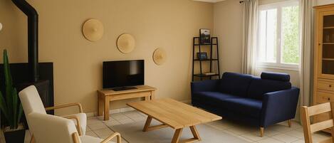 Smart TV, fireplace, table football, ping pong