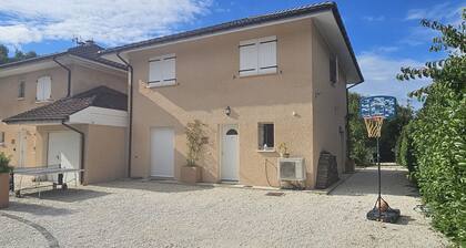 Maison Gradina Annecy entre lac et montagne