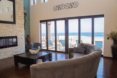 Villa Piazzas Elegant Beachfront Home