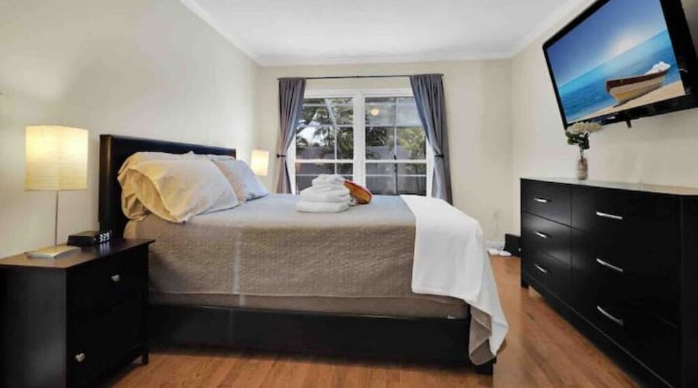 Saltwater Pool Clearwater Entire Home 4 Bed 3 Bath St. Petersburg