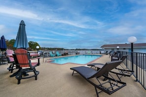 Pool - #1 The Point - Double Bed Room (adjoining) (Hot Springs)