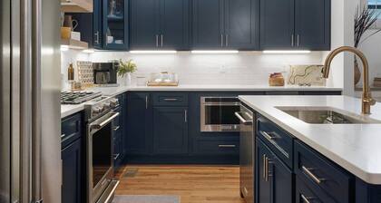 Northshore Coolidge Retreat - Spacious New Build!