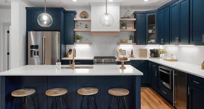 Coolidge Retreat | Walkable Stay w/ EV Charger