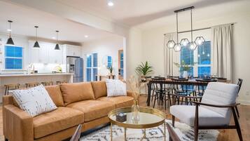 Smart TV, fireplace, video games