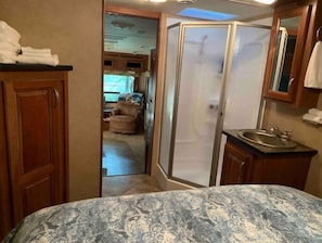 1 habitación y wifi gratis
