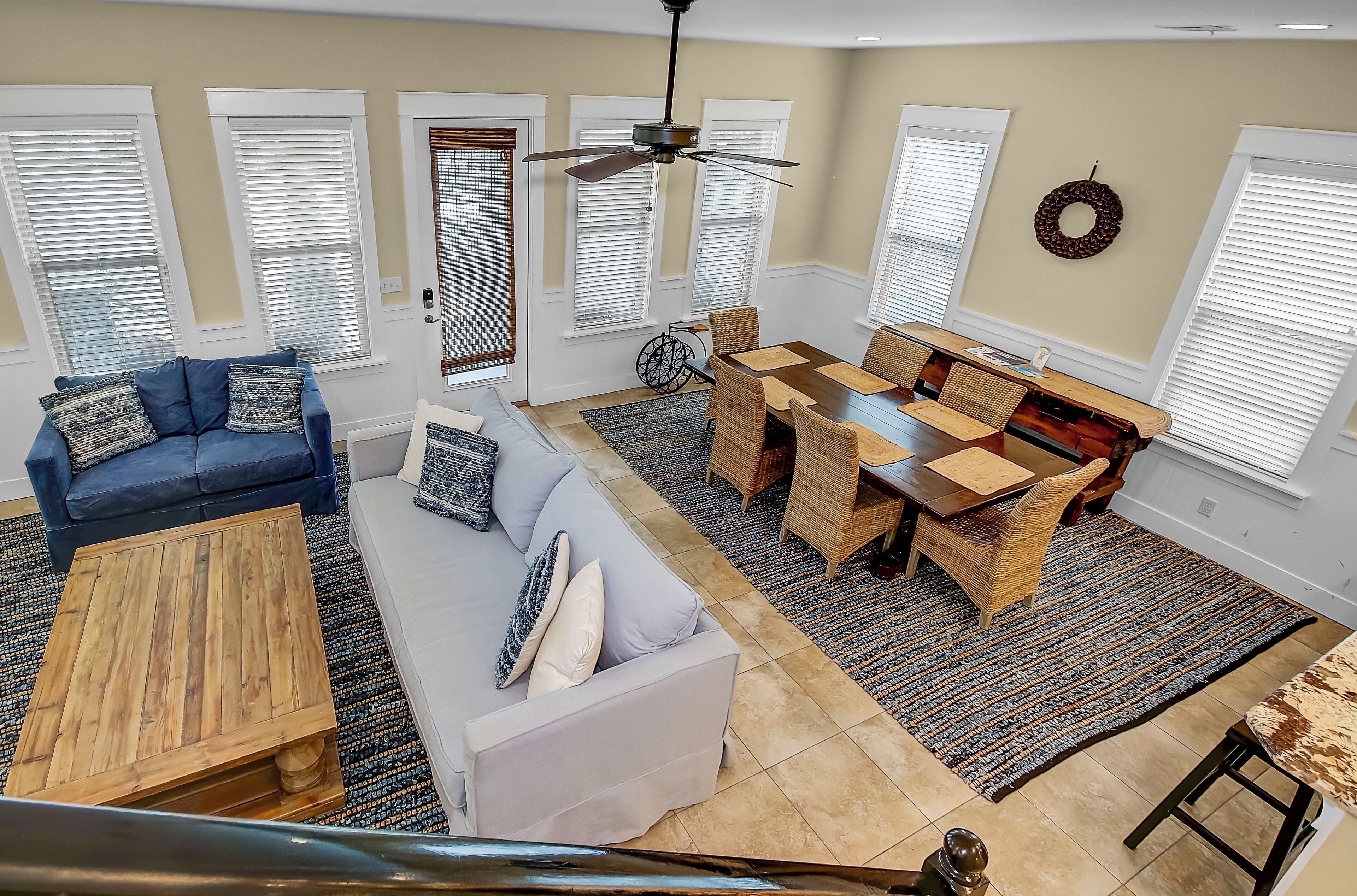 獨棟房屋, 多張床, 庭院, 花園景觀 | 起居區 | 50-吋電視，提供數位頻道