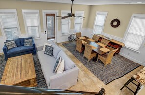 Living area - 32 Classic Court Ln - 8 Sand Dollars (Santa Rosa Beach)