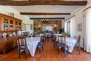 Dining - Quinta Stº António | Alambique I | Monção | Rural Tourism (Monção)