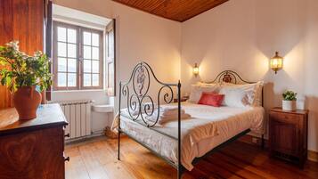 2 camere, ferro/asse da stiro, accesso a Internet, lenzuola