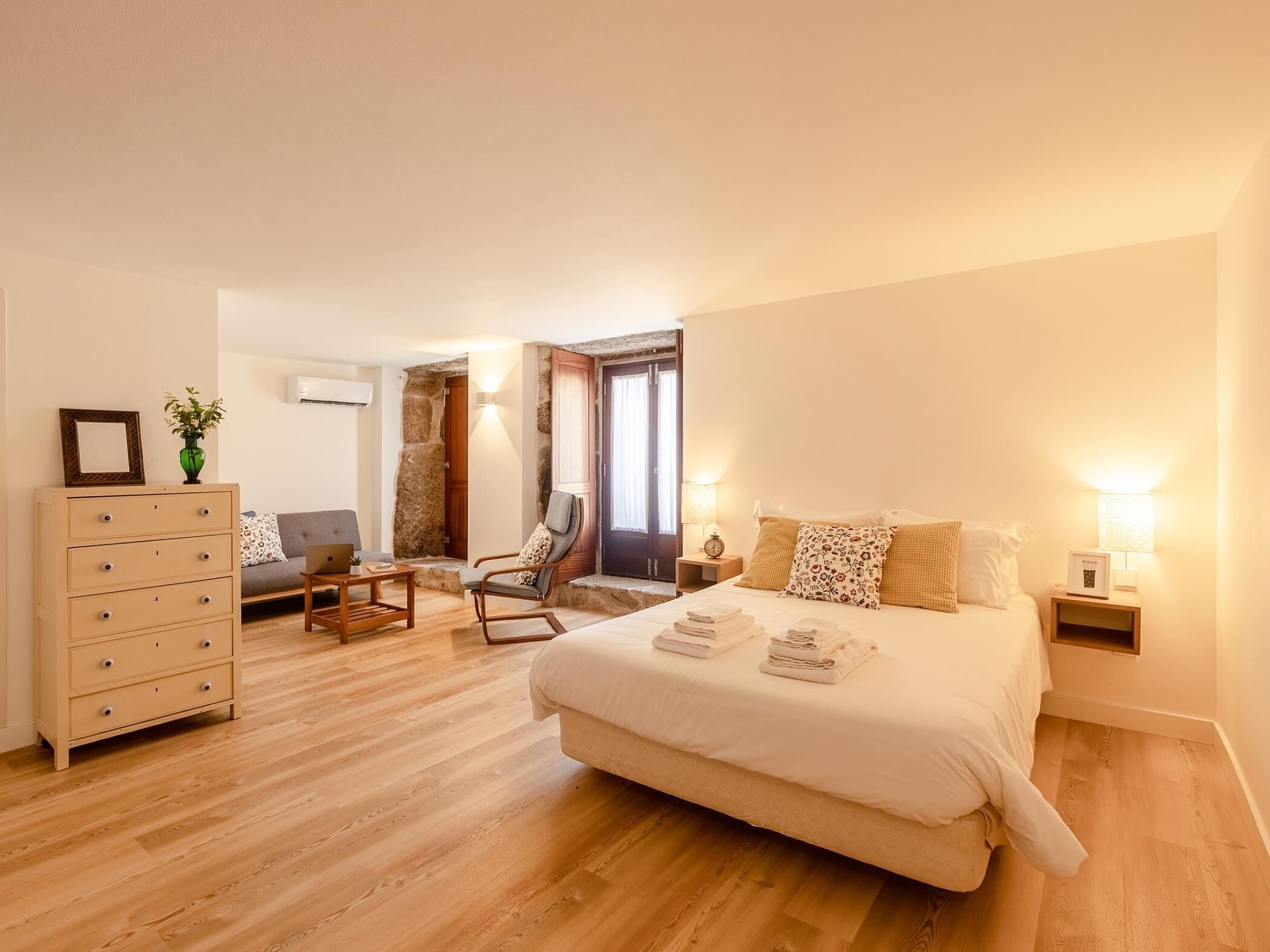 9 dormitorios y Internet