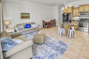 Ferienhaus, Mehrere Betten, Balkon, Gartenblick | Wohnbereich