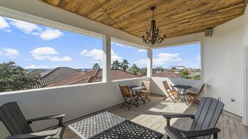 House, Multiple Beds, Hot Tub, Garden View | Terrace/patio