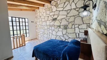 Cabin | 2 bedrooms, free WiFi, bed sheets