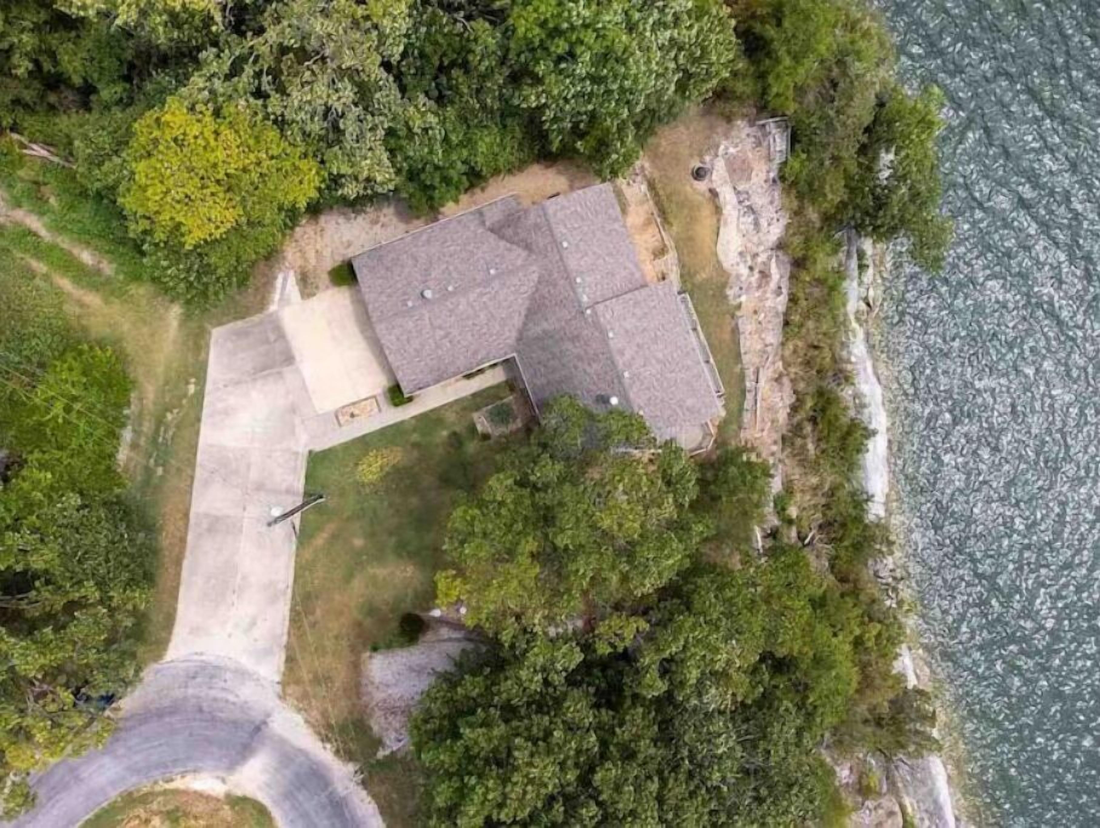 Million Dollar View Lake Front House