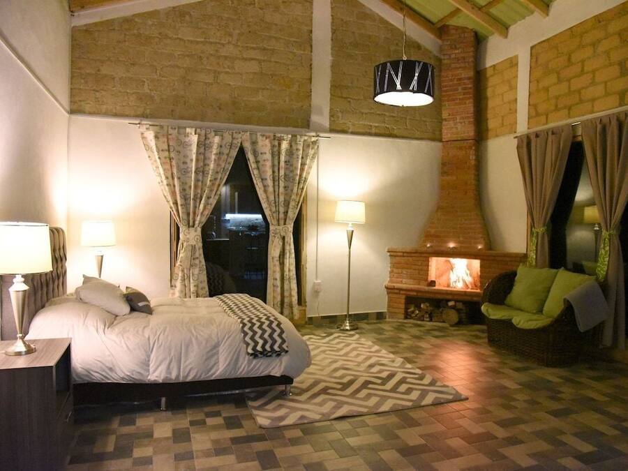 Basic Cabin | 1 bedroom, hypo-allergenic bedding, iron/ironing board (on request)