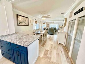 Interior - Withlacoochee Waterfront Dock Home Lake Rousseau (Dunnellon)