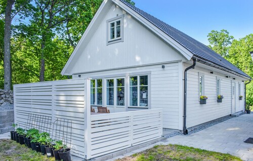 2 bedroom beautiful home in Mörrum