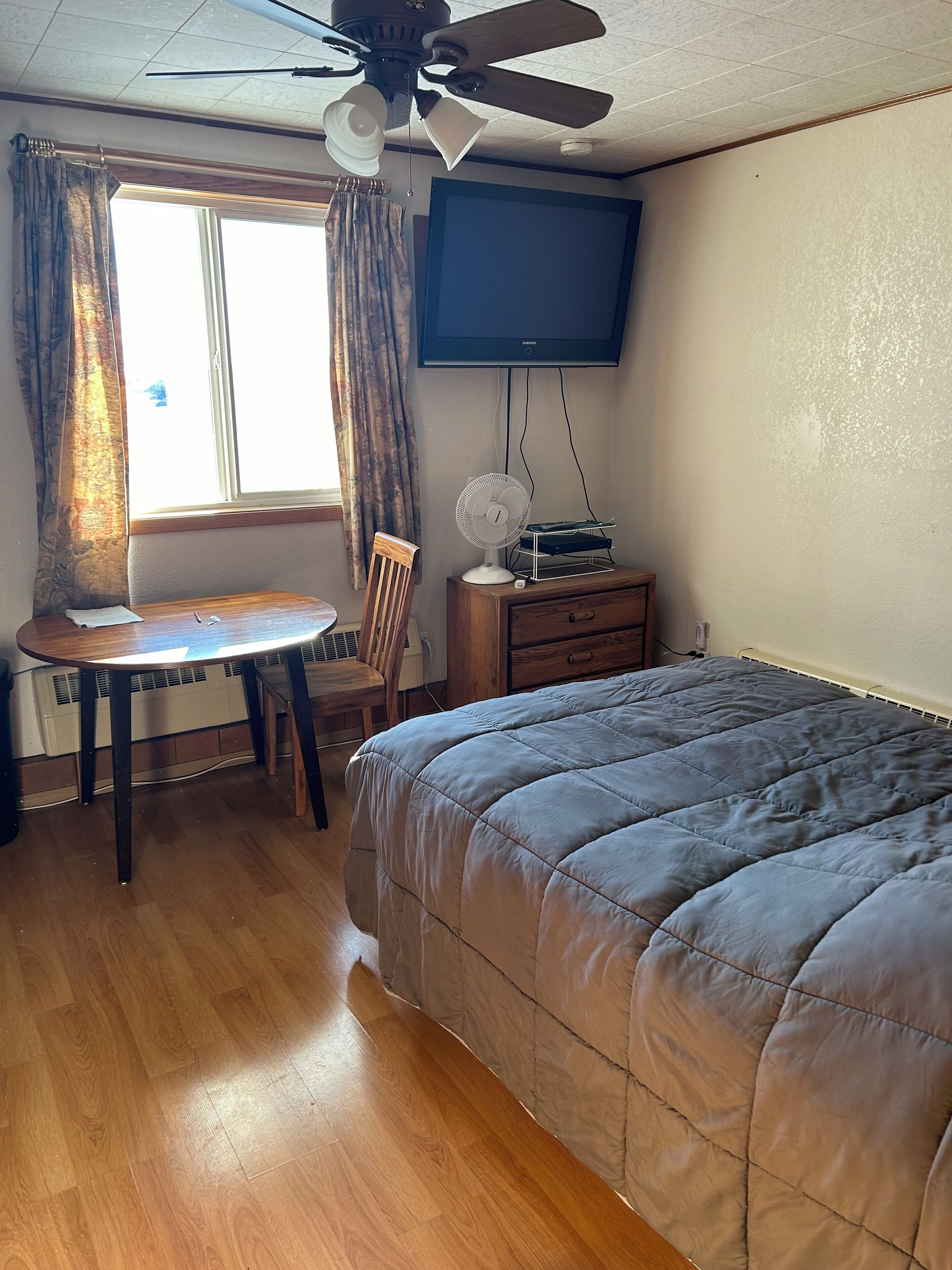 單人房, 1 張加大雙人床 | 獨特設計、免費 Wi-Fi