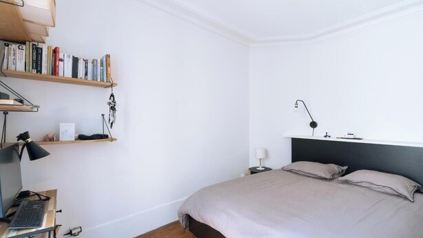 Room - Charming & Central 1BD Apartment Near Montmartre (Paris)