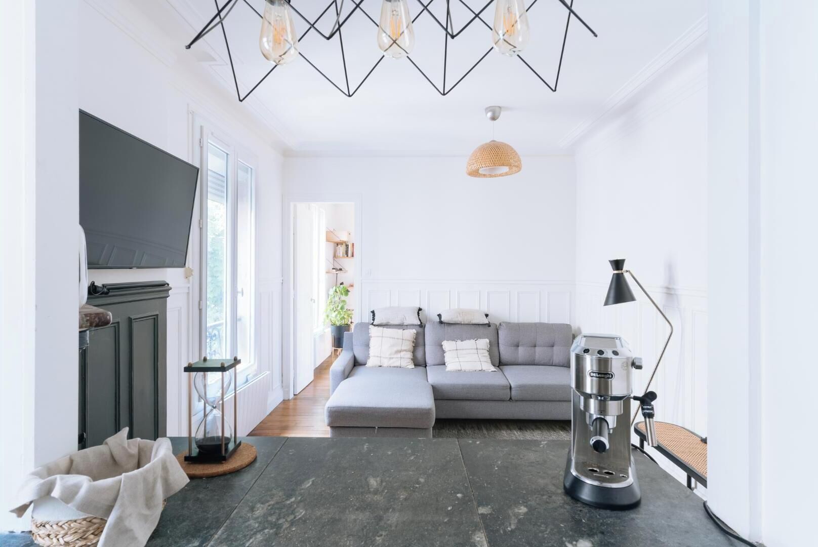 Televisio, työhuone