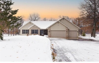 Lakefront Cabin Getaway: Game Room, Hot Tub & More