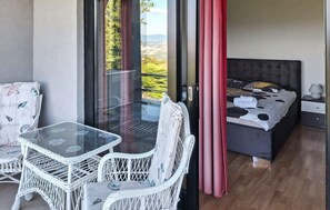 5 Schlafzimmer, Bügeleisen/Bügelbrett, Reisekinderbett, kostenloses WLAN