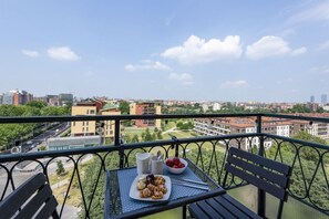 Outdoor dining - Belfanti, 6 - Bright apartment with view (Milano)