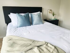 2 bedrooms, iron/ironing board, travel cot, free WiFi