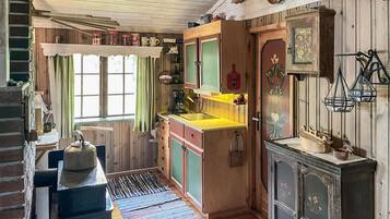 Frigorifero, forno, piano cottura, macchina per tè/caffè