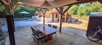 Awesome home in Risika with kitchen