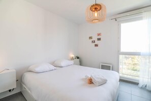 2 sovrum, strykjärn/strykbräda, wi-fi och sängkläder