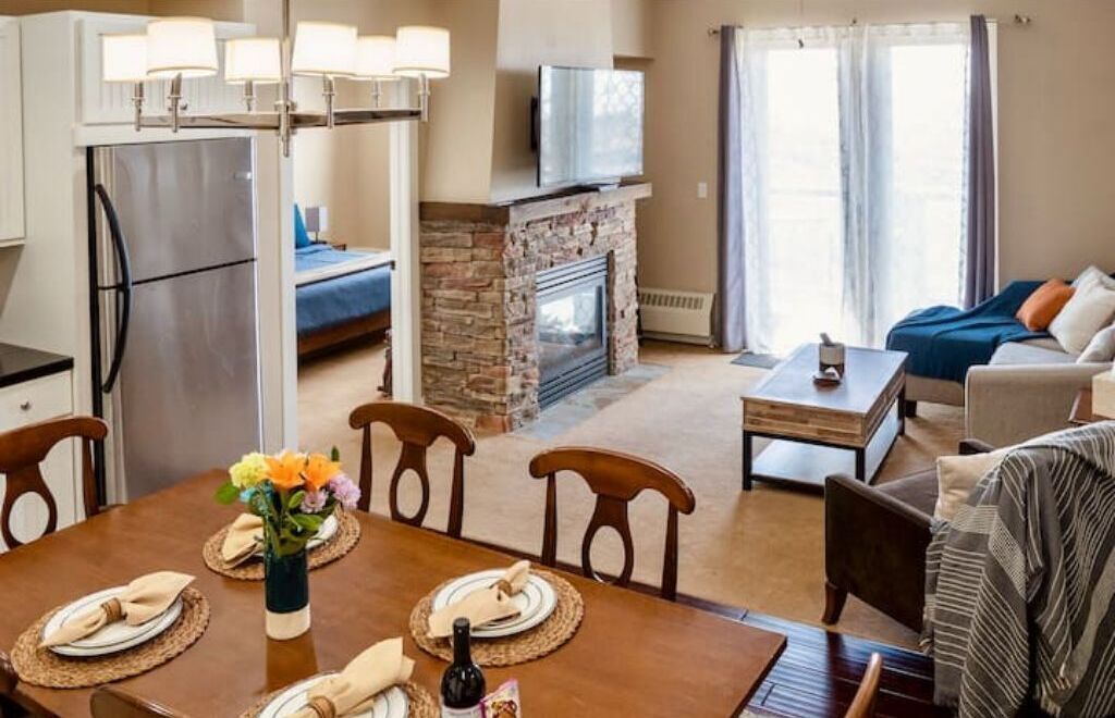 Adorable 2BD/2BR Ski-In/Out Condo in Granby Ranch