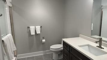 Towels, soap, shampoo, toilet paper